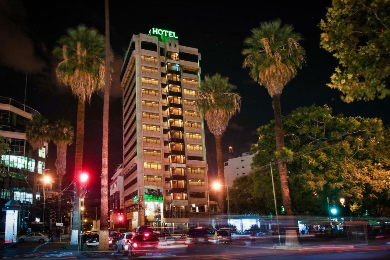 Hotel Diplomat Cochabamba Exterior foto